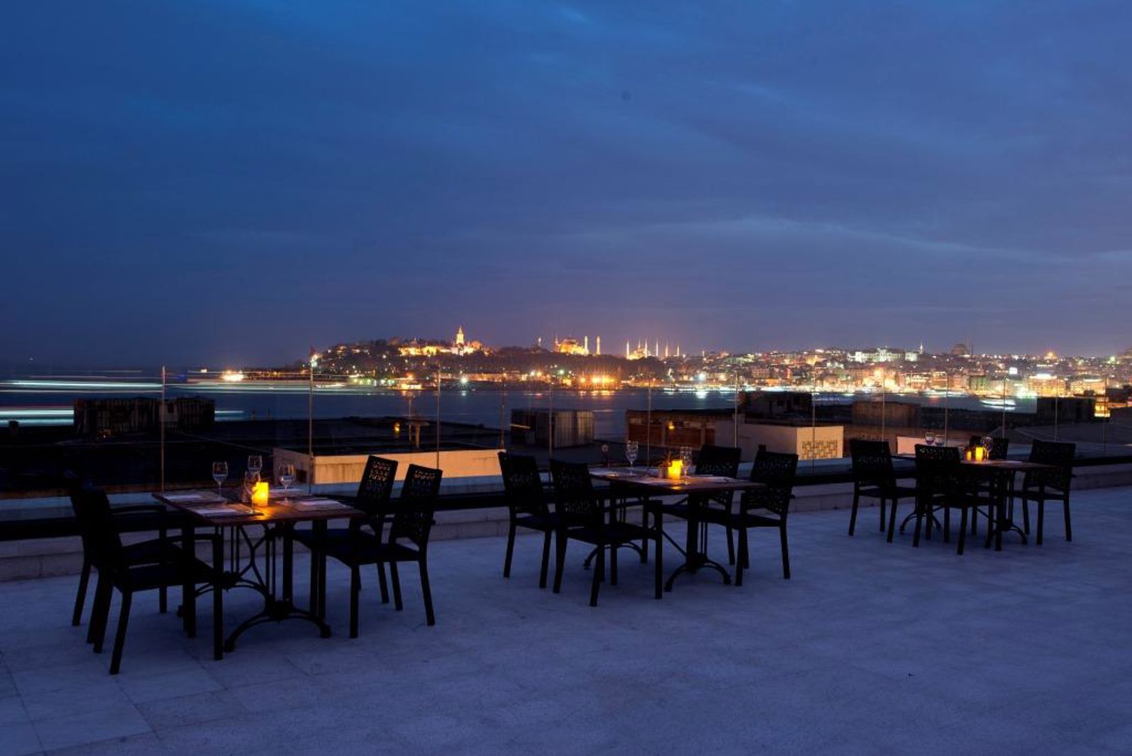 Nidya Galataport slide 2