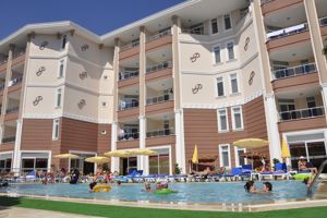 Primera Hotel