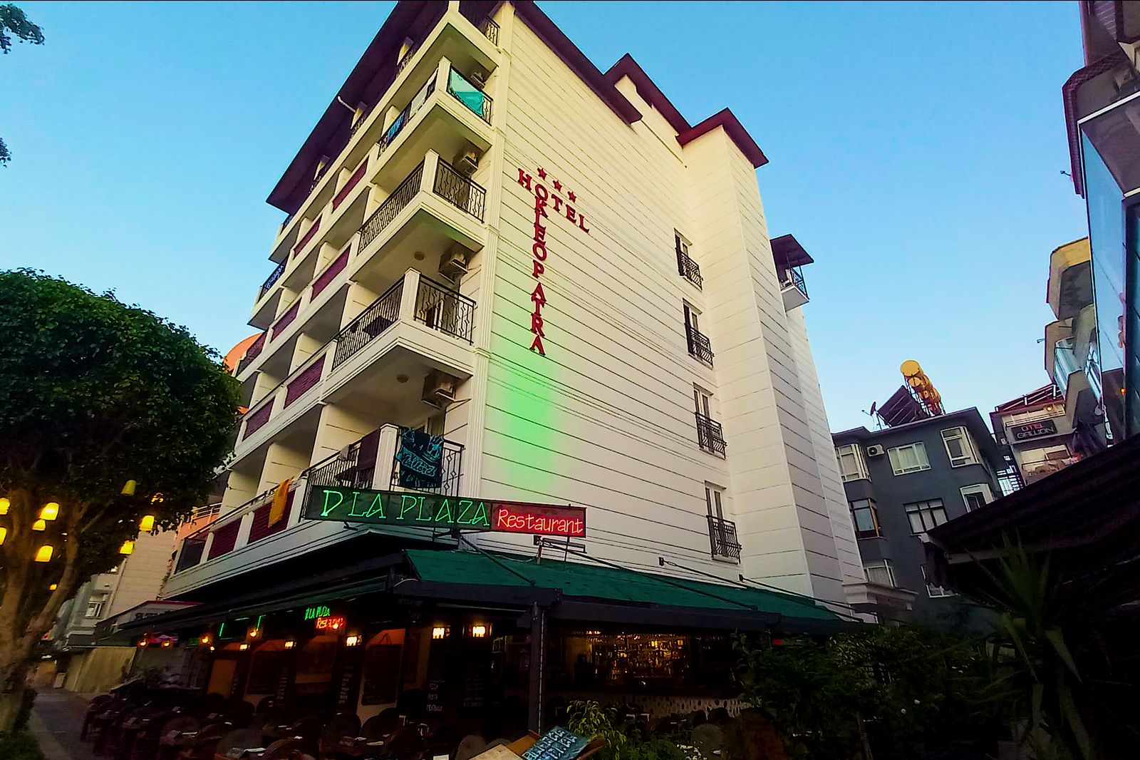 Kleopatra Hotel slide 2