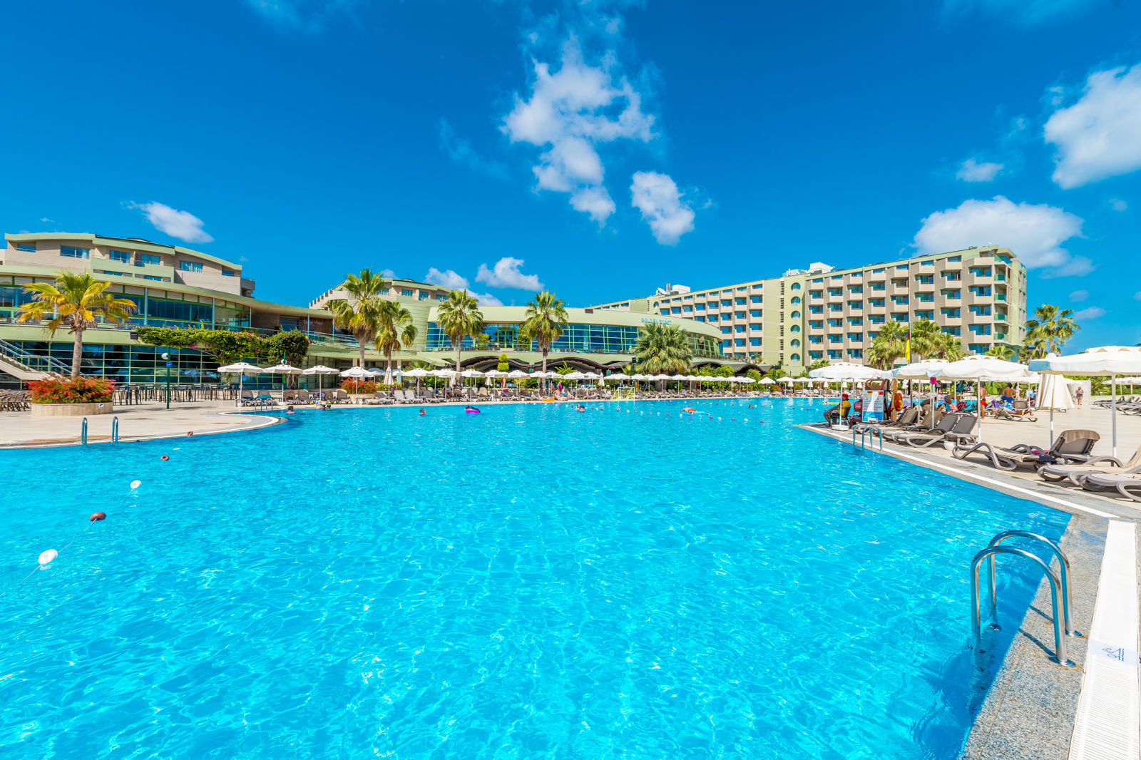 Vonresort Golden Coast slide 4