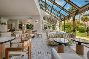 Hemera Bar & Restaurant