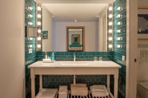 Fariones Hotel