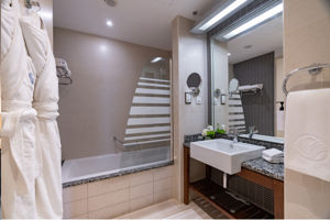 Amwaj Rotana