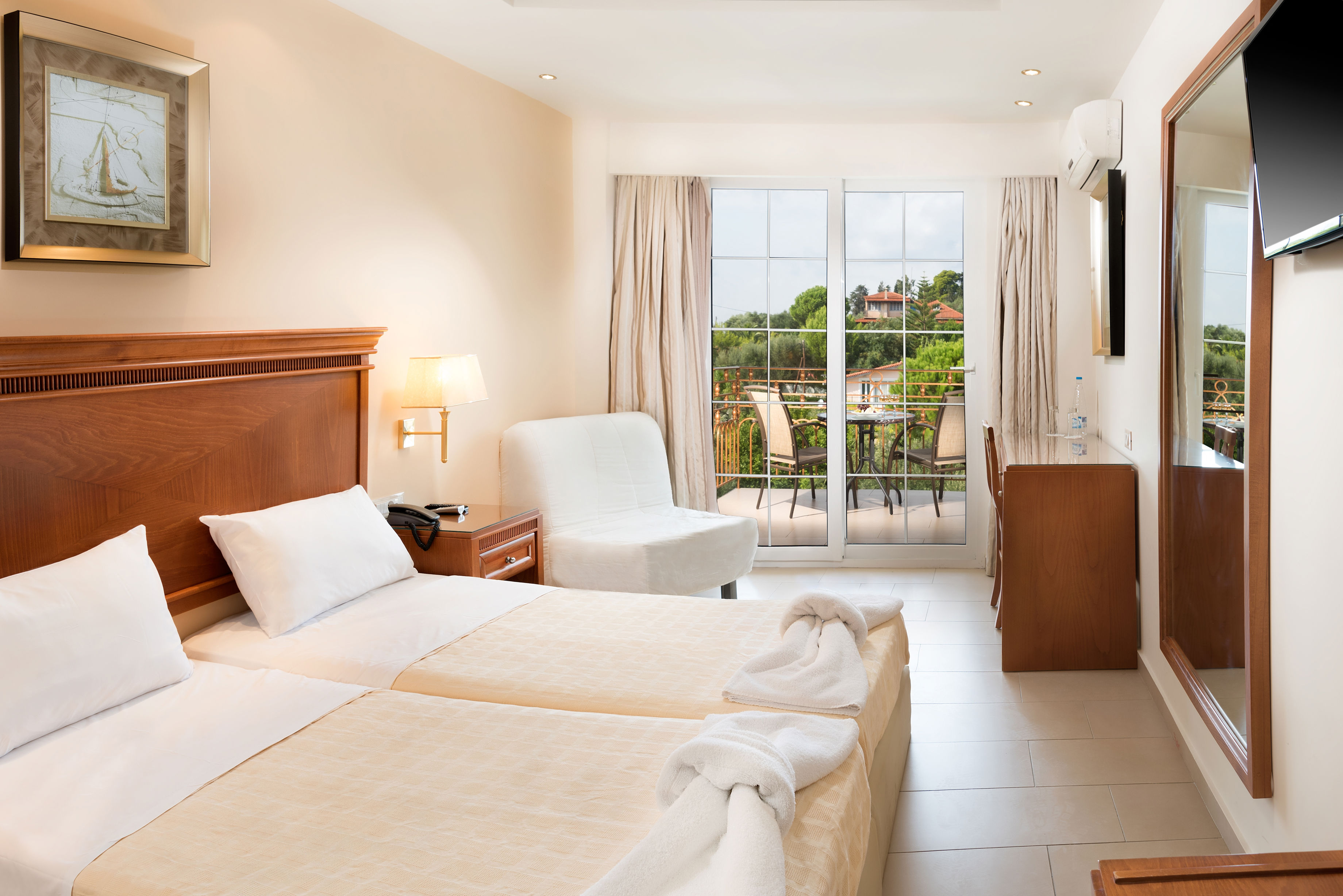 Avalon Hotel