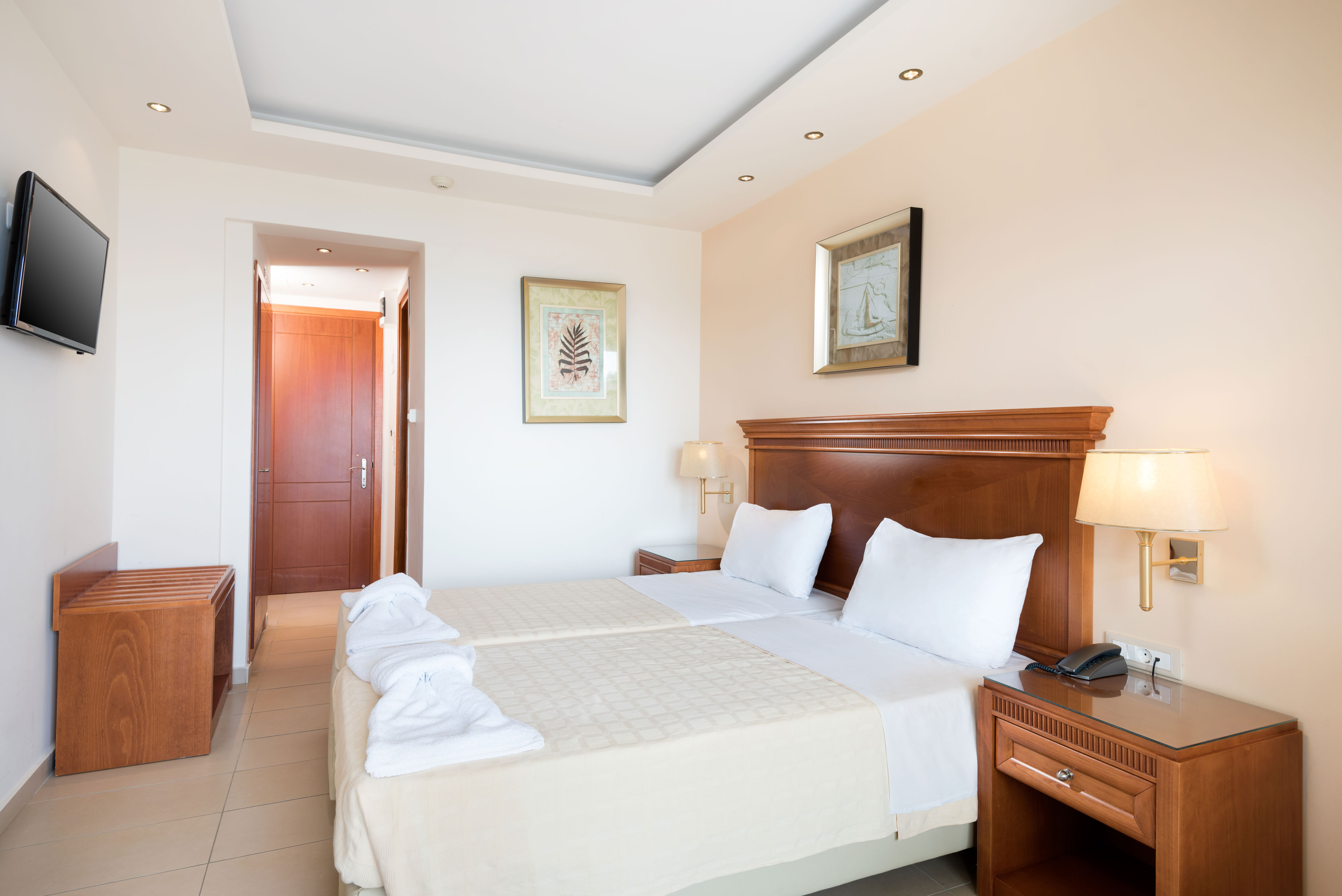 Avalon Hotel
