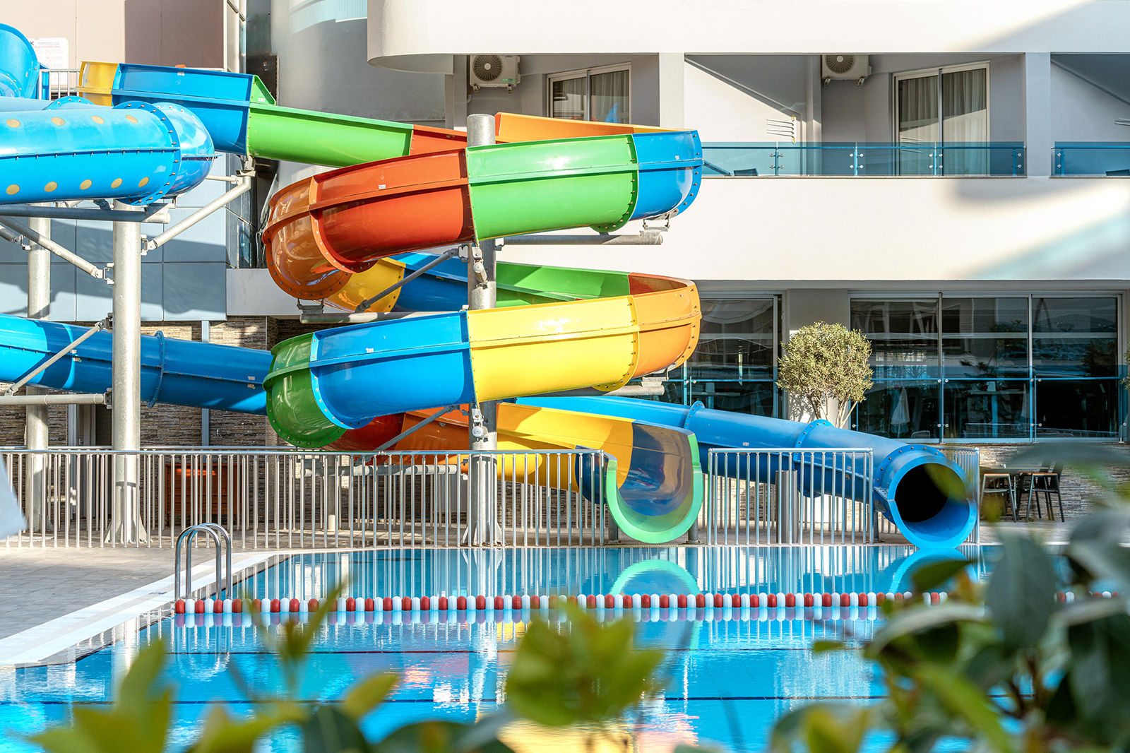 Avena Resort & Spa slide 2