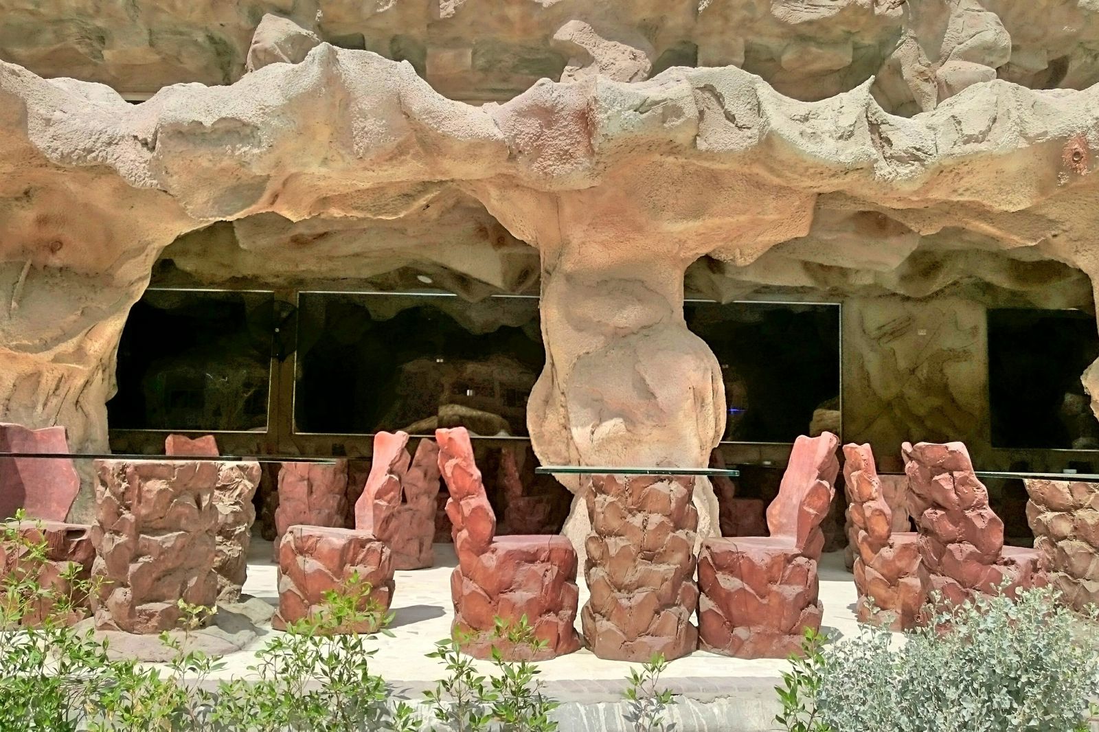Caves Beach Resort
