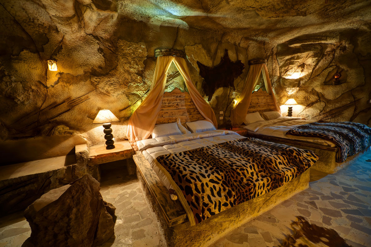 Caves Beach Resort