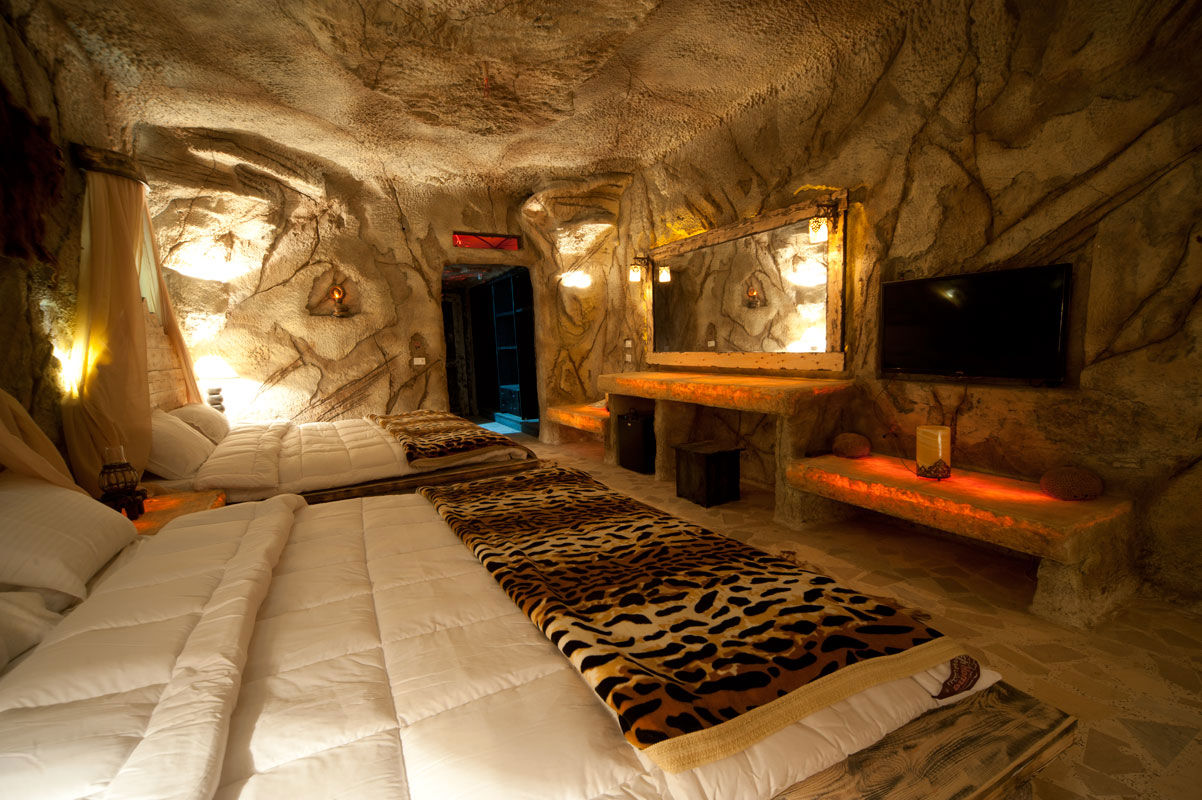 Caves Beach Resort