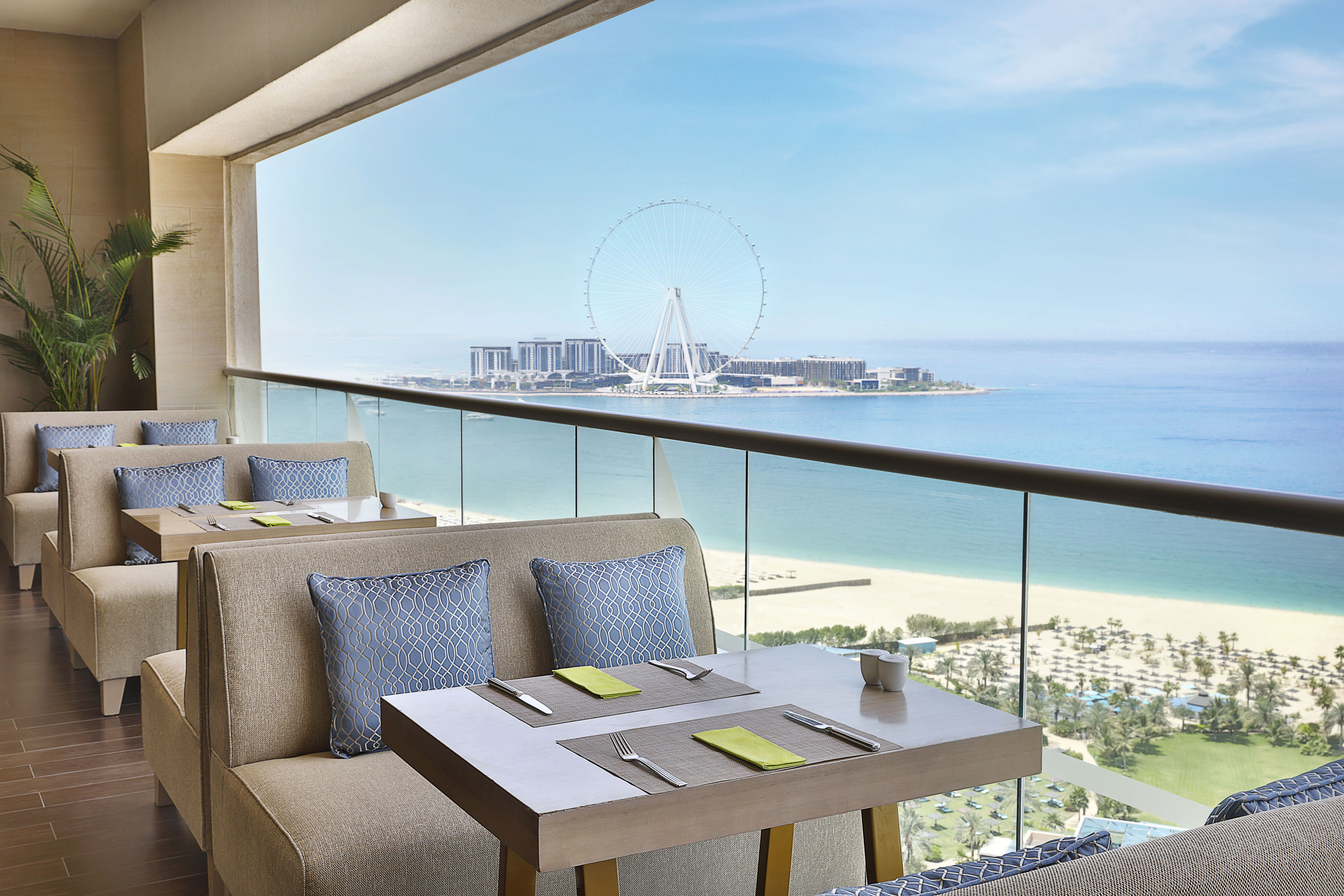 Al Habtoor Grand Resort, Autograph Collection