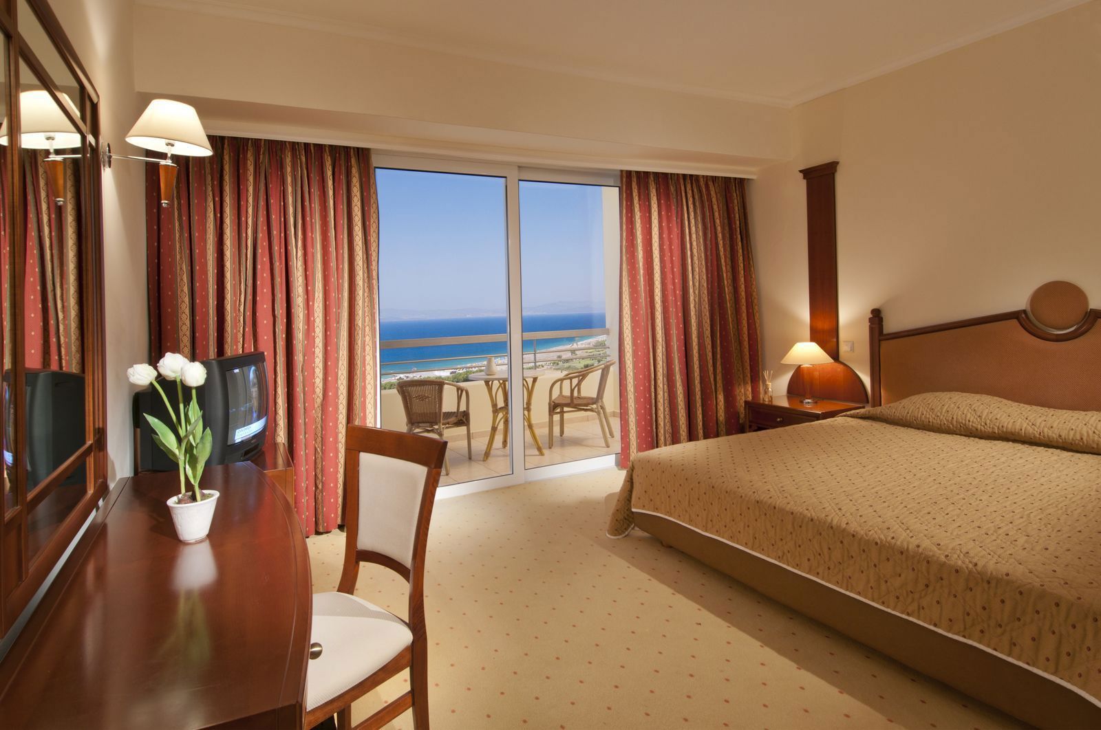 Kipriotis Panorama Hotel & Suites