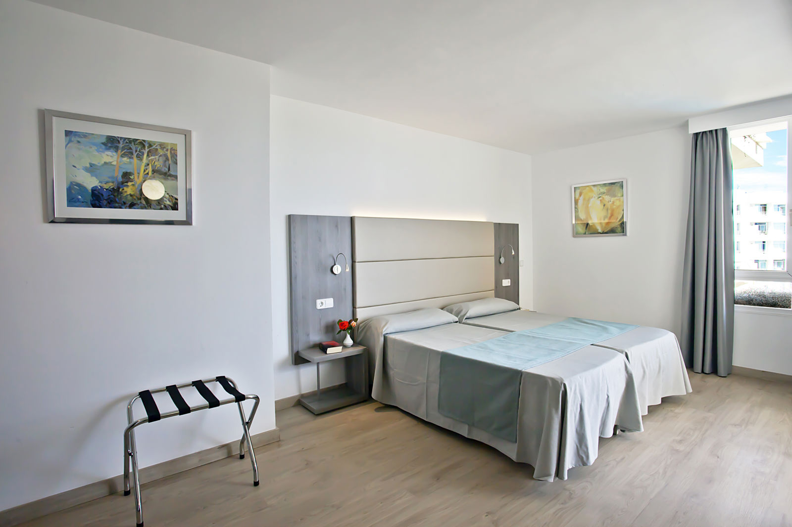 Playa Dorada slide 3