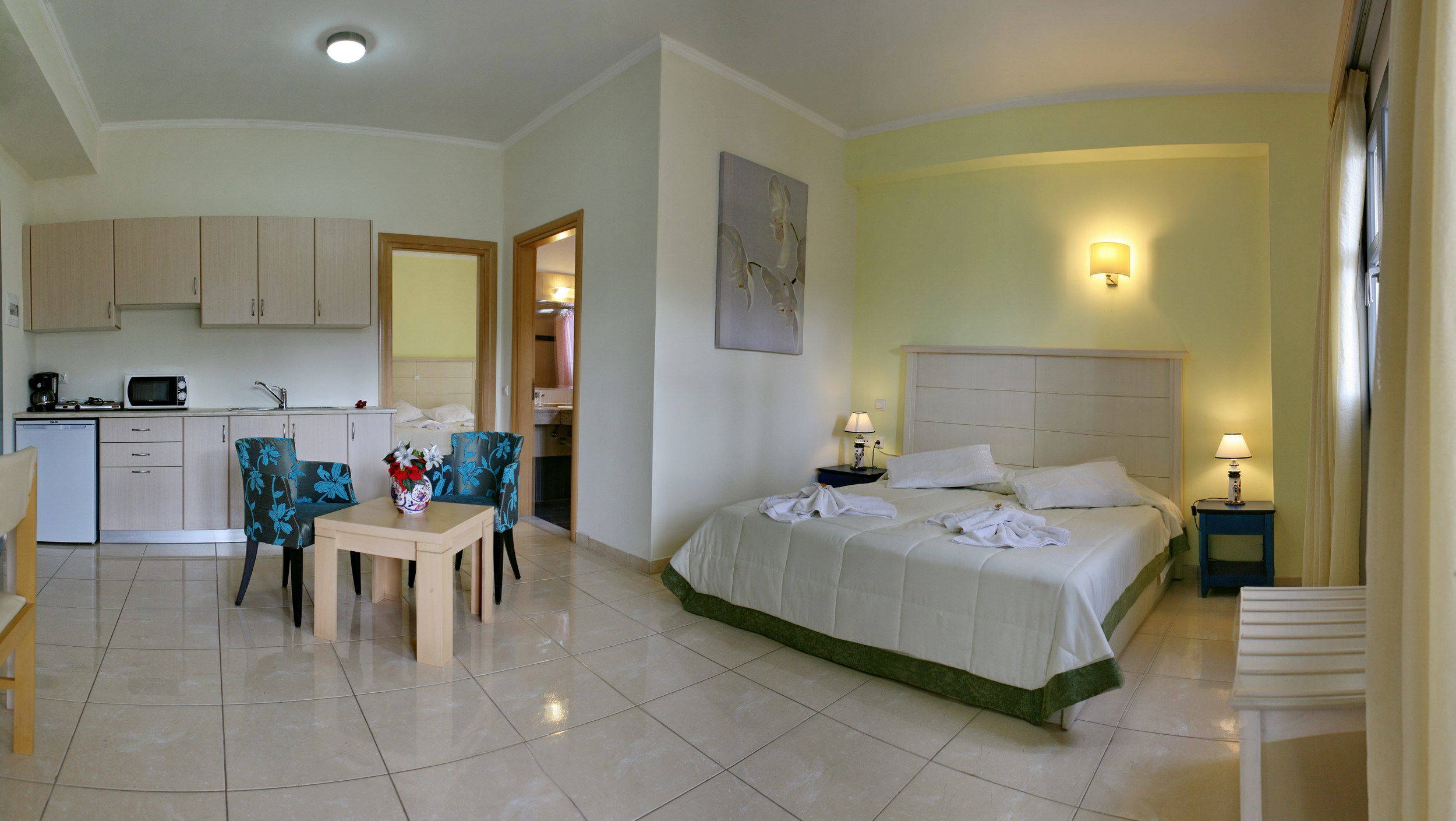 Theofilos Superior Hotel