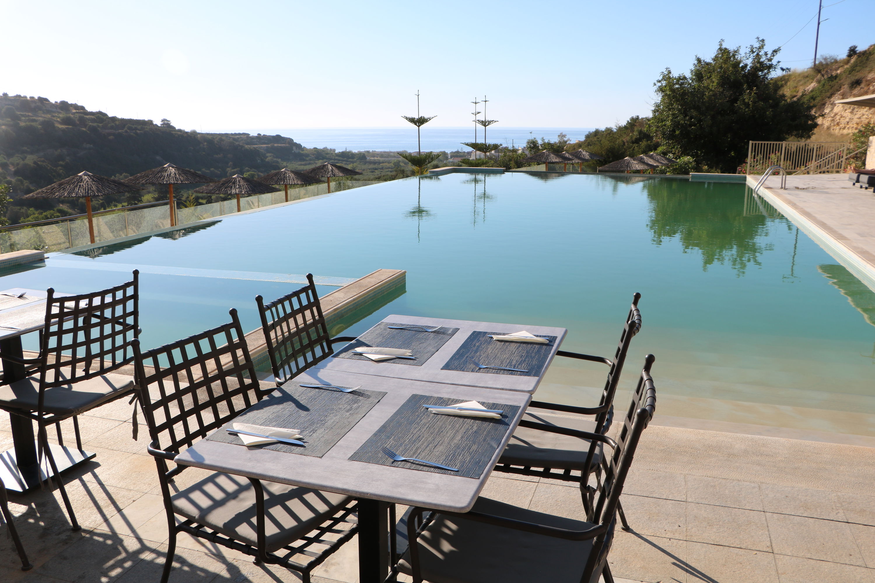 RG Village Crete