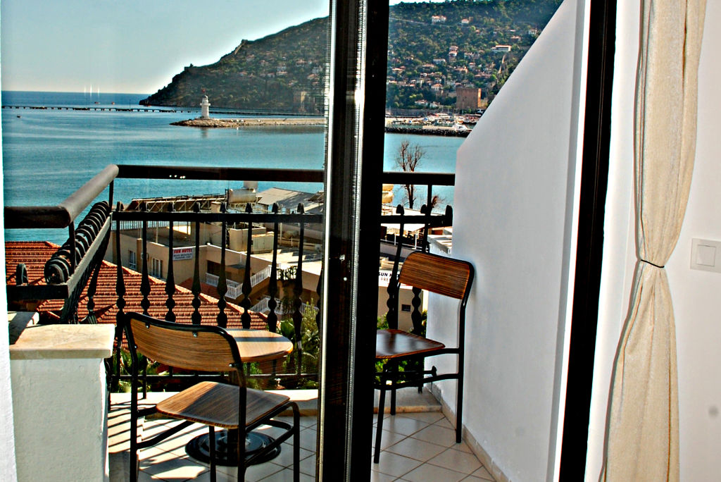 Boulevard Hotel