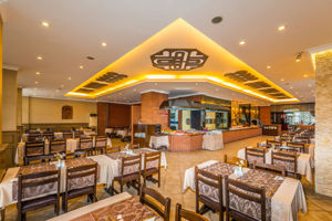 Boulevard Hotel