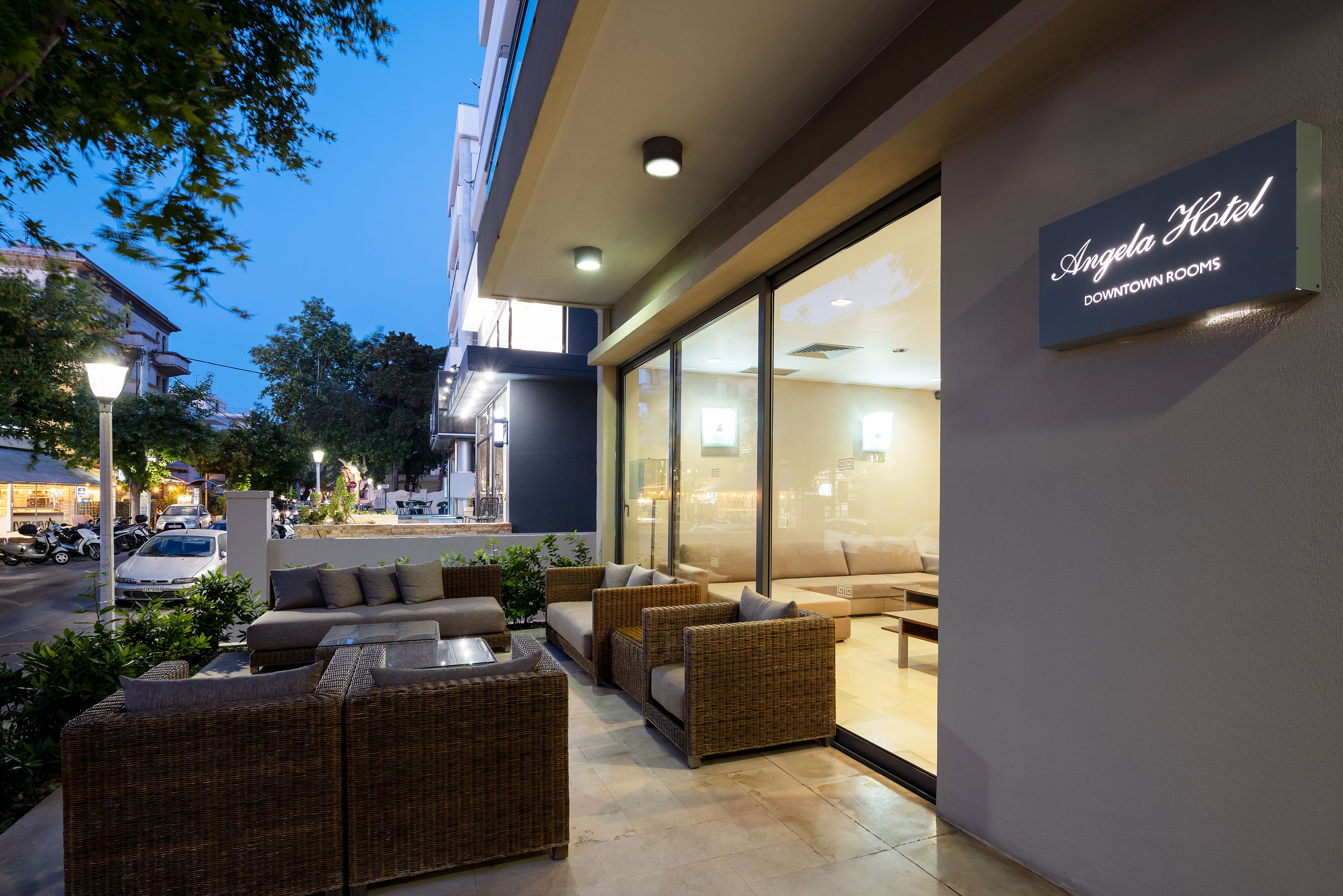 Angela Hotel Downtown