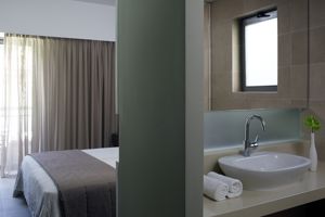 Angela Hotel Downtown Rooms