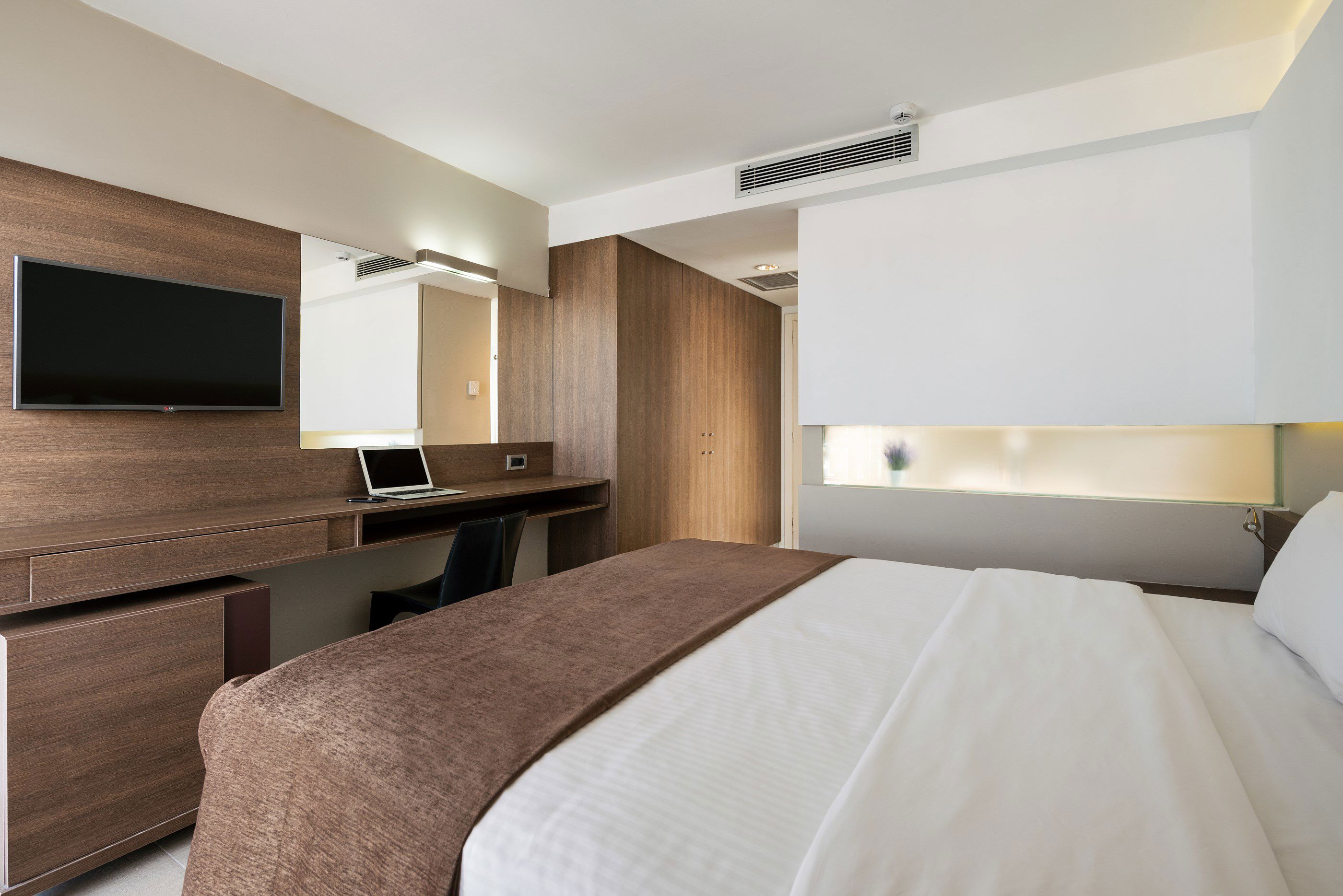 Angela Hotel Downtown