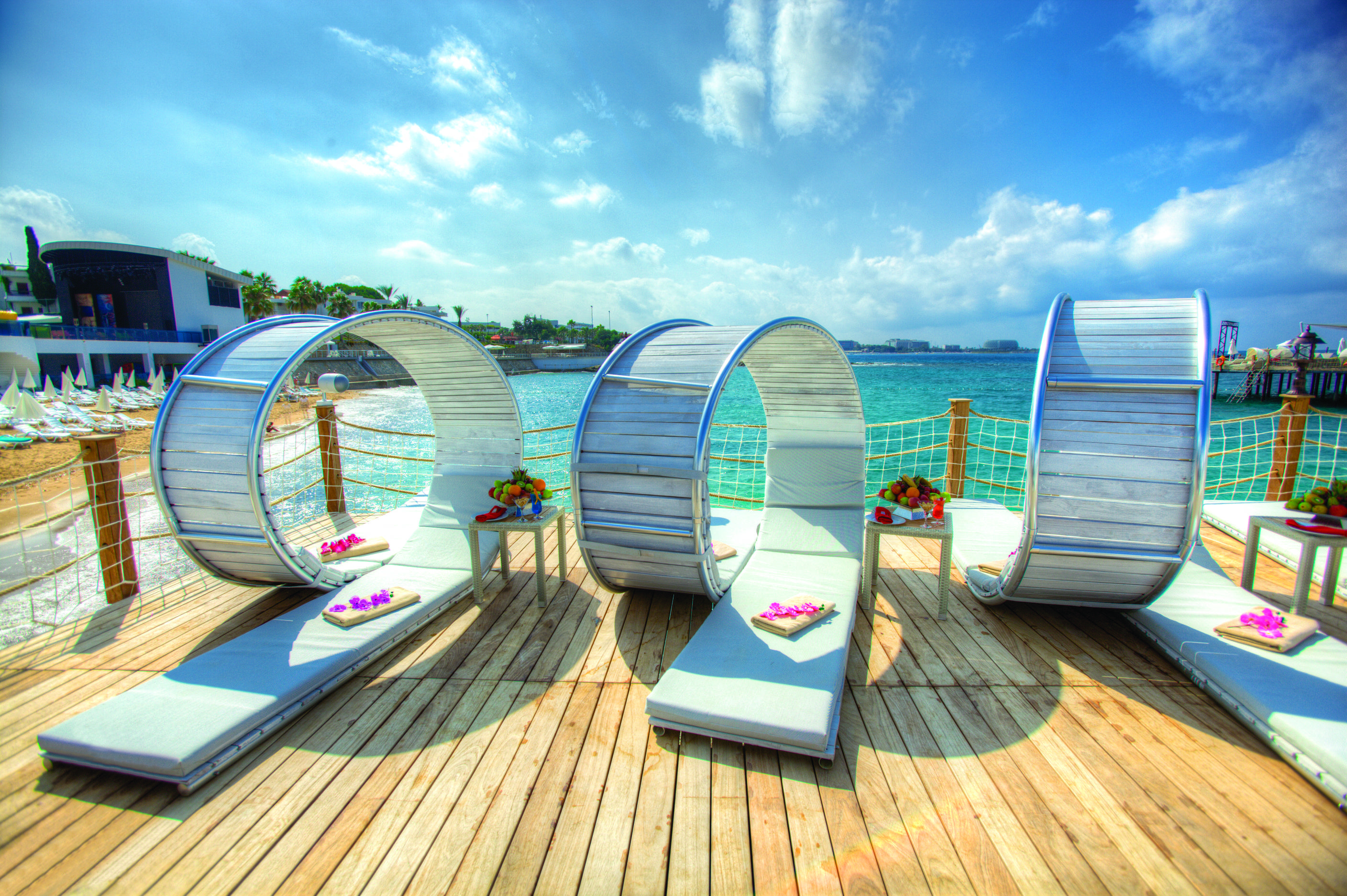 Azura Deluxe Resort & Spa
