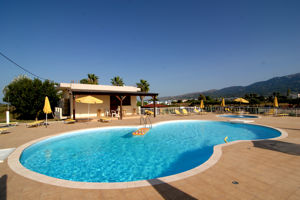 Fly & Go Garden City