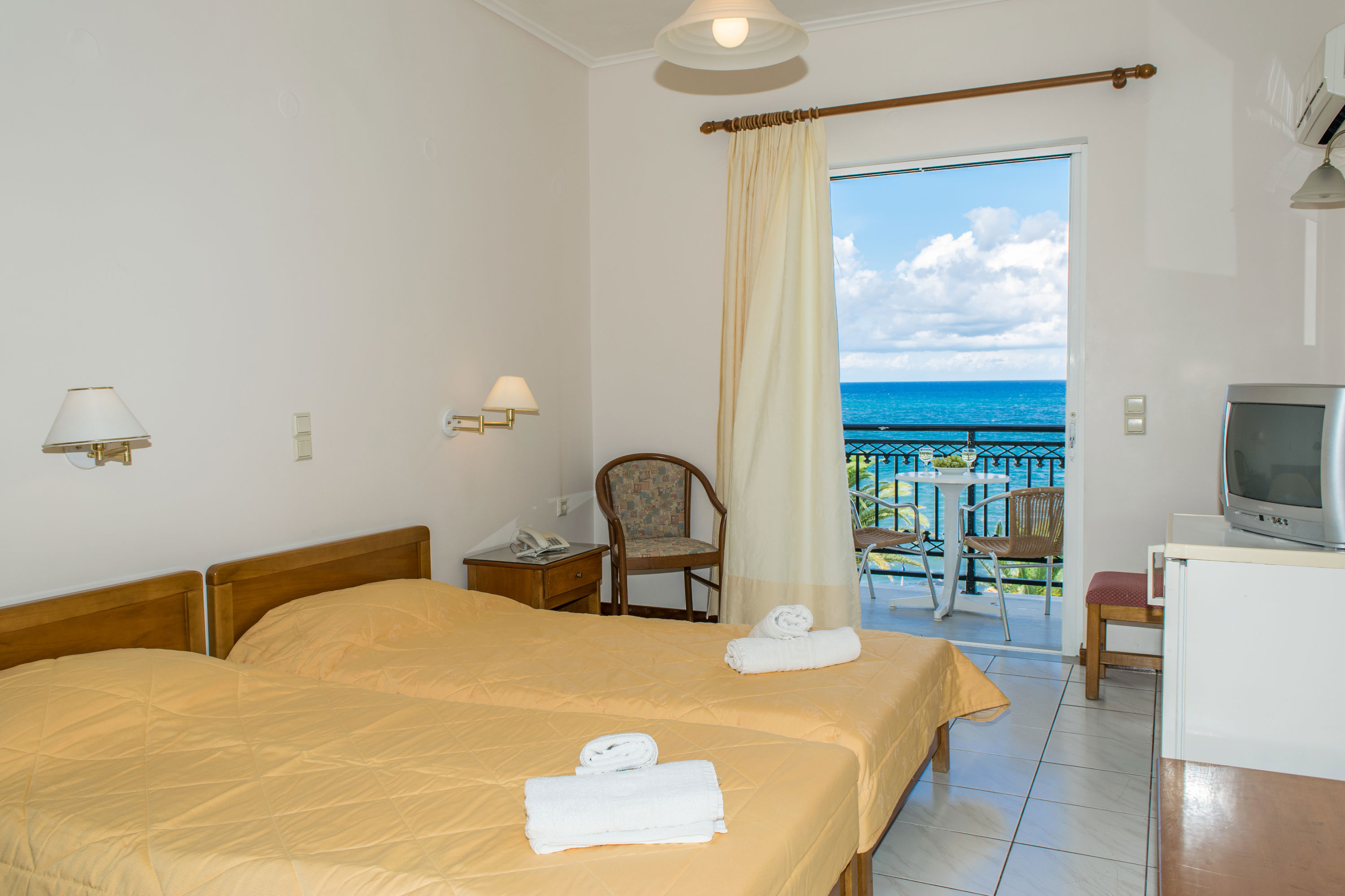 Paradise Hotel
