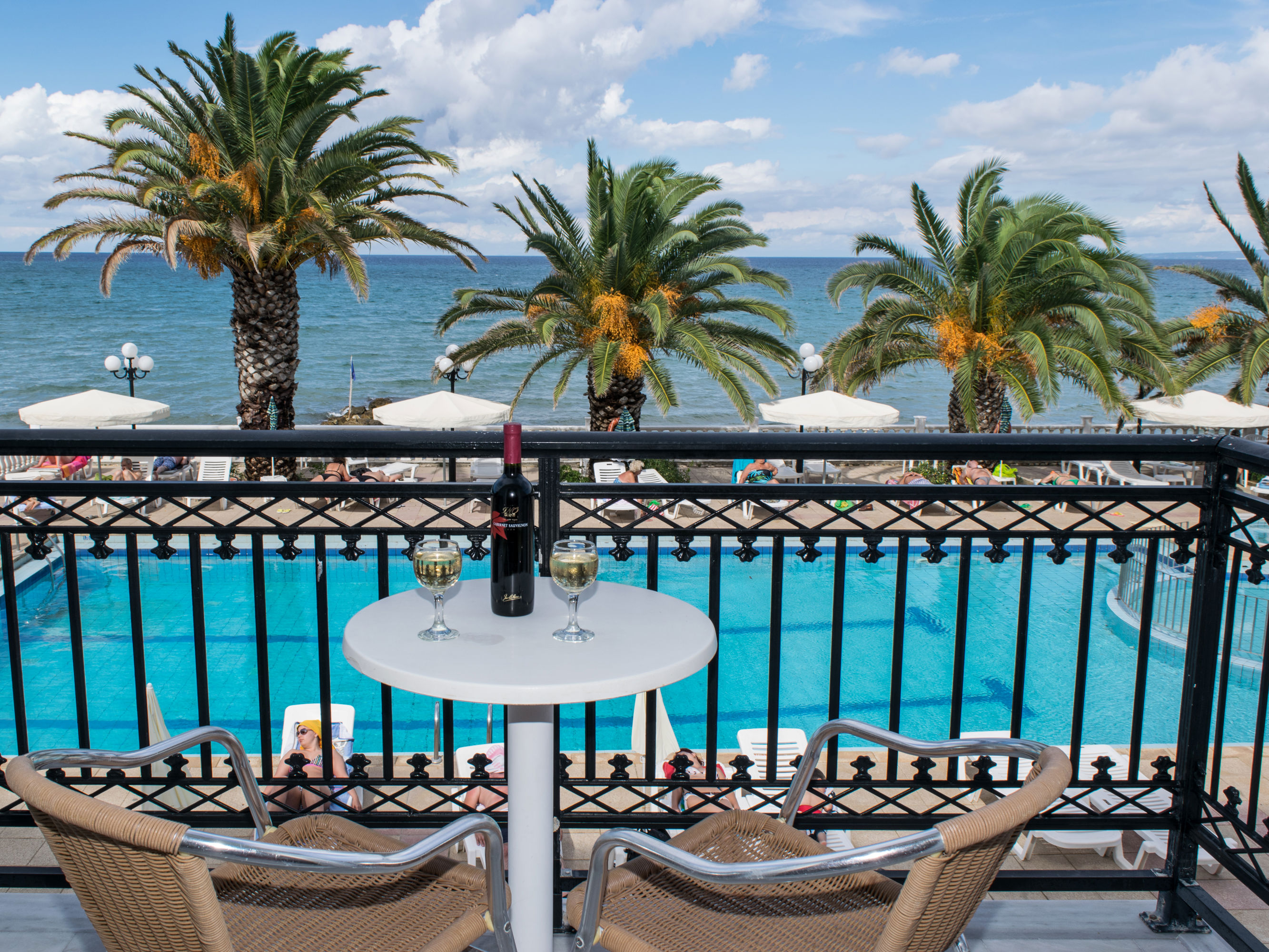 Paradise Hotel