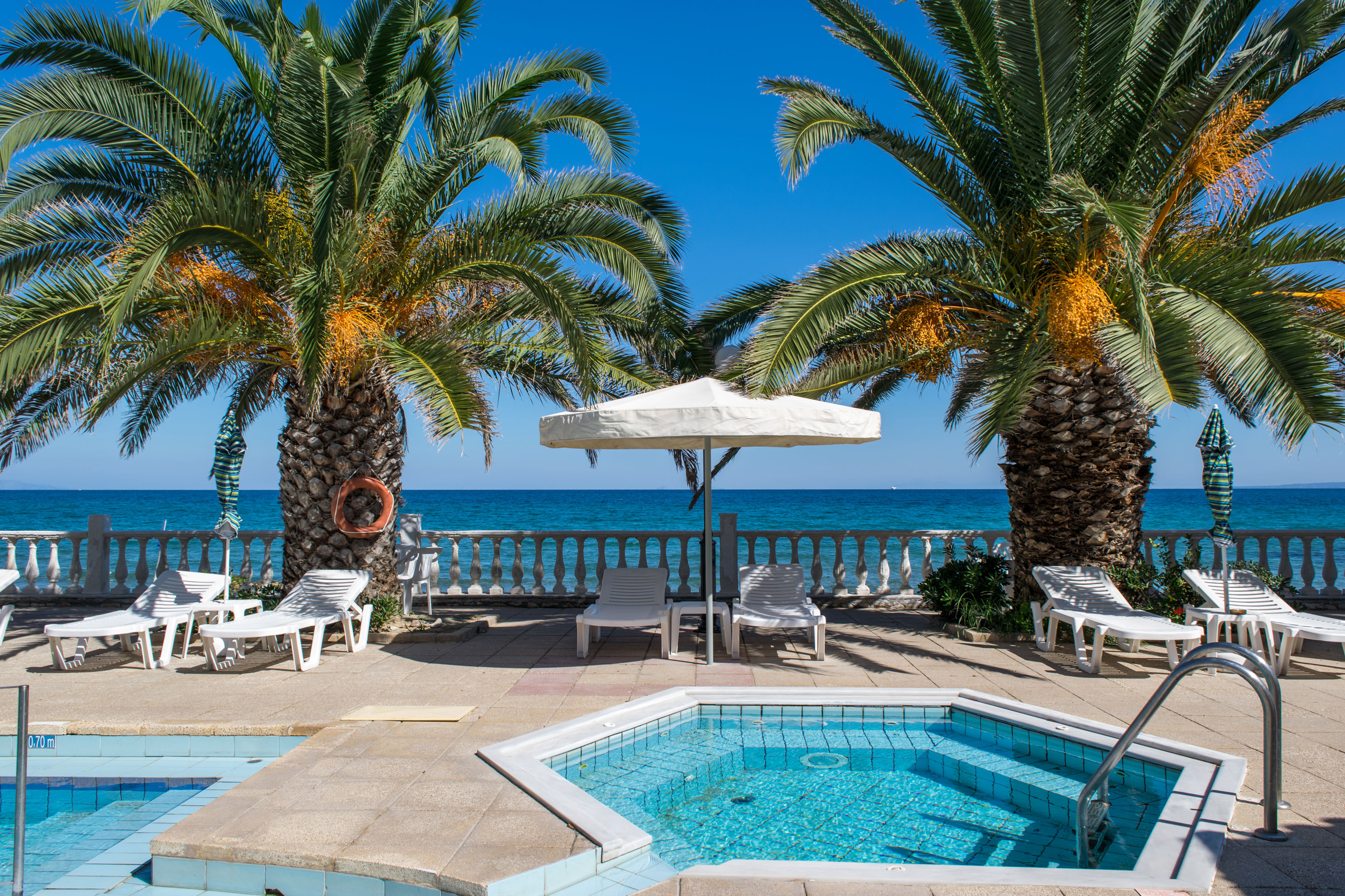 Paradise Hotel