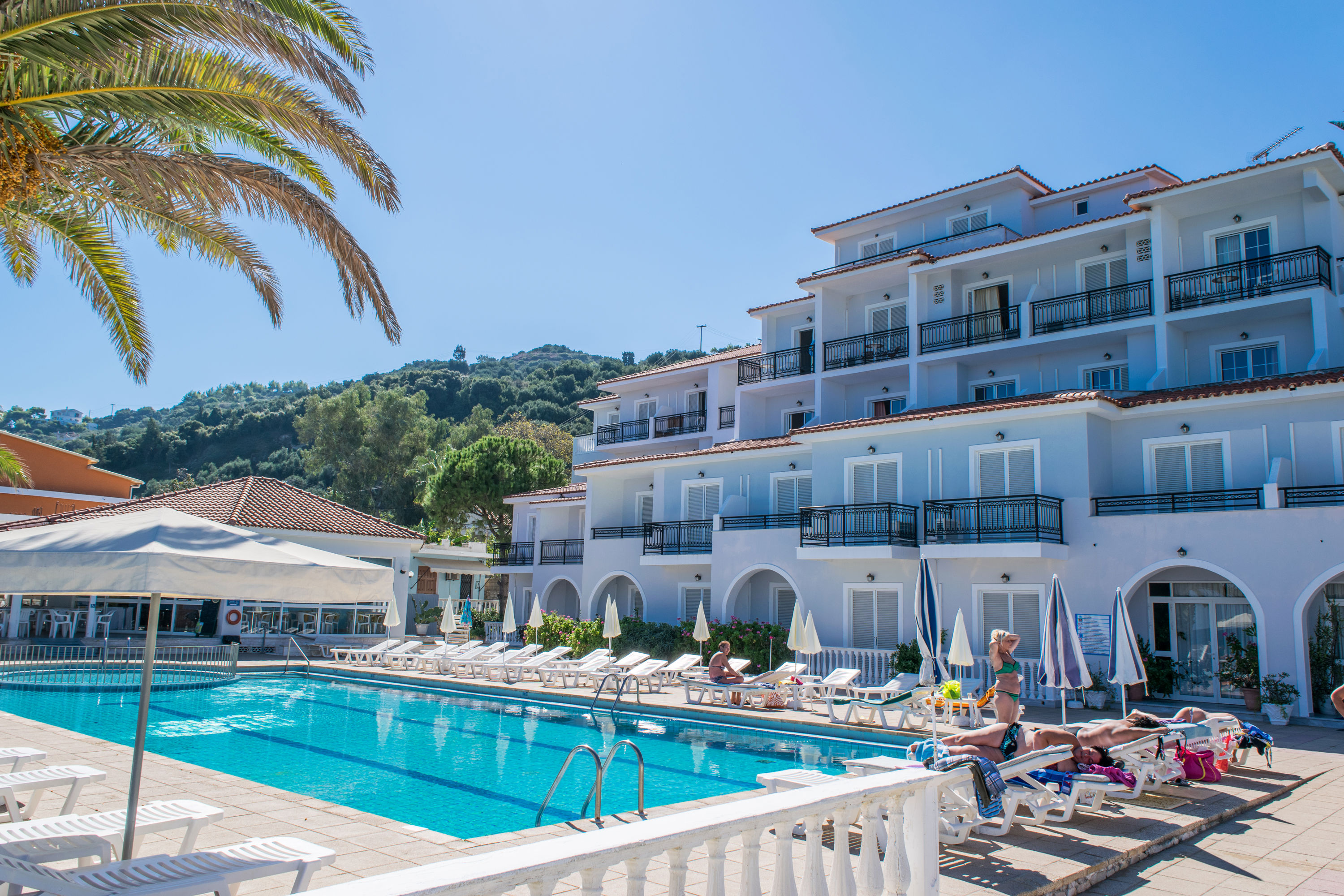 Paradise Hotel