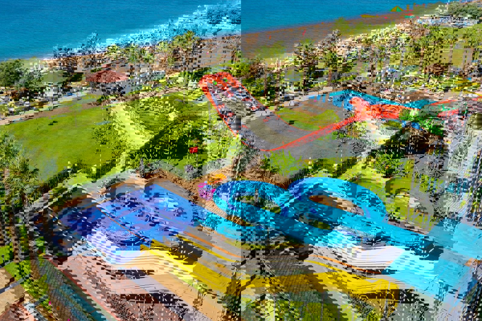 Crystal Tat Beach billede 3