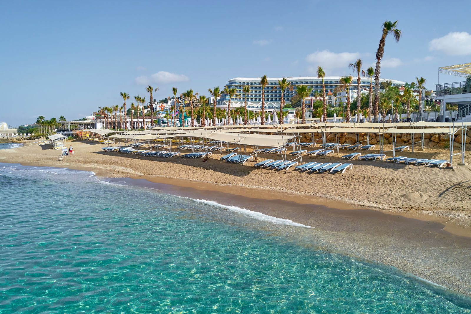 Vikingen Infinity Resort & Spa slide 3