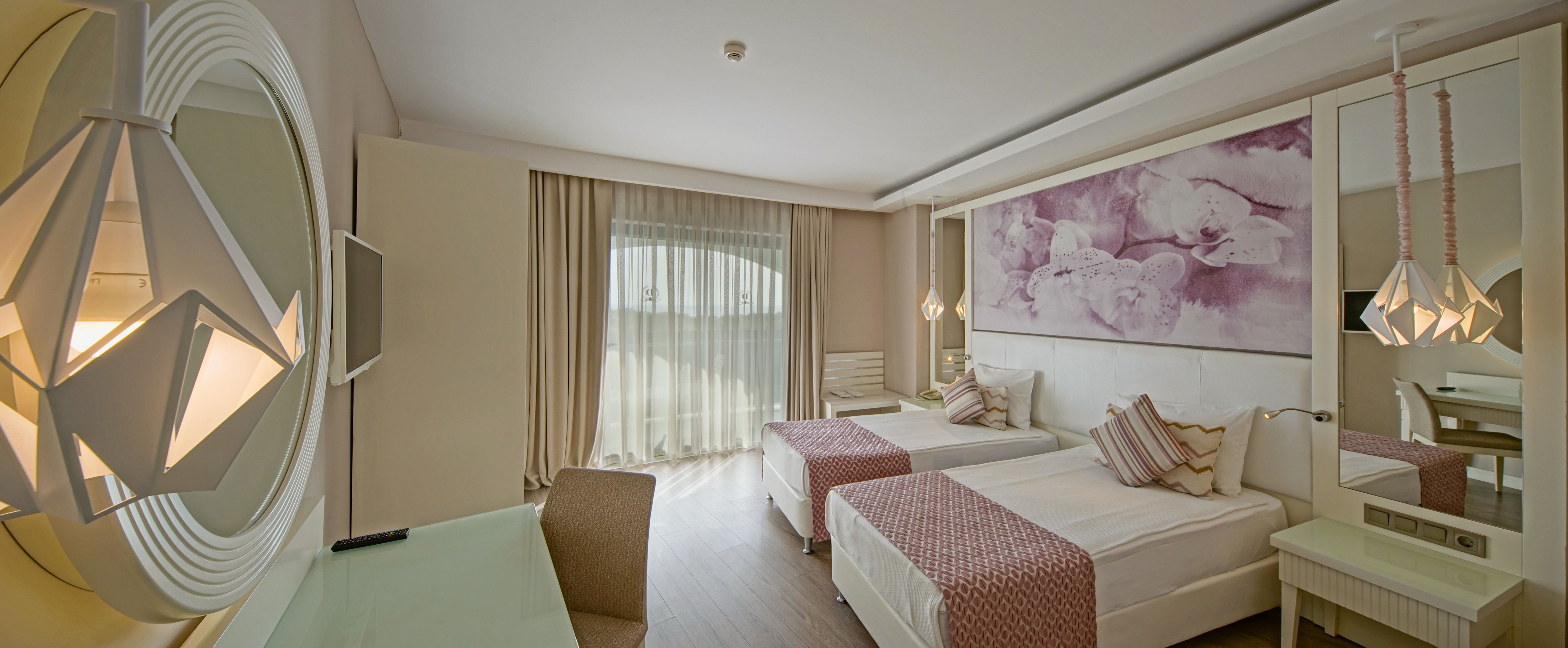 Diamond Premium Hotel