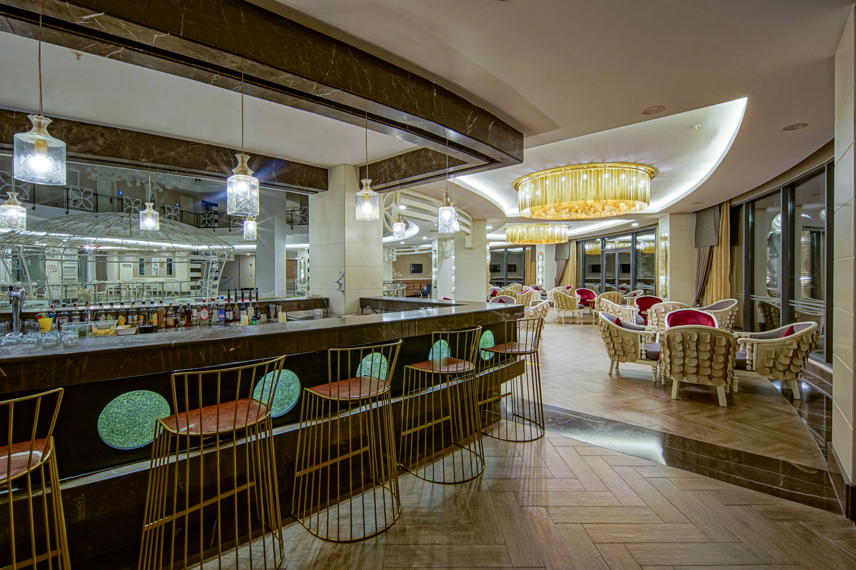 Diamond Premium Hotel