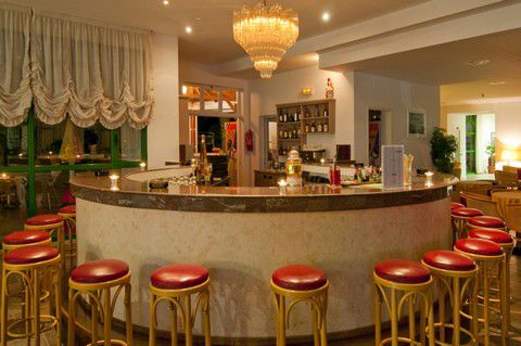 Alexandra Beach Aparthotel