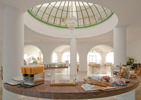 Alexandra Beach Aparthotel