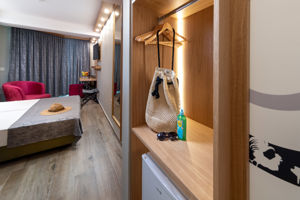 Diamond Hotel