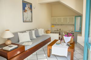 Iokasti Villas
