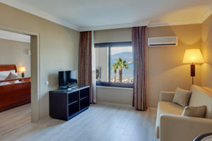 Faros Premium Beach