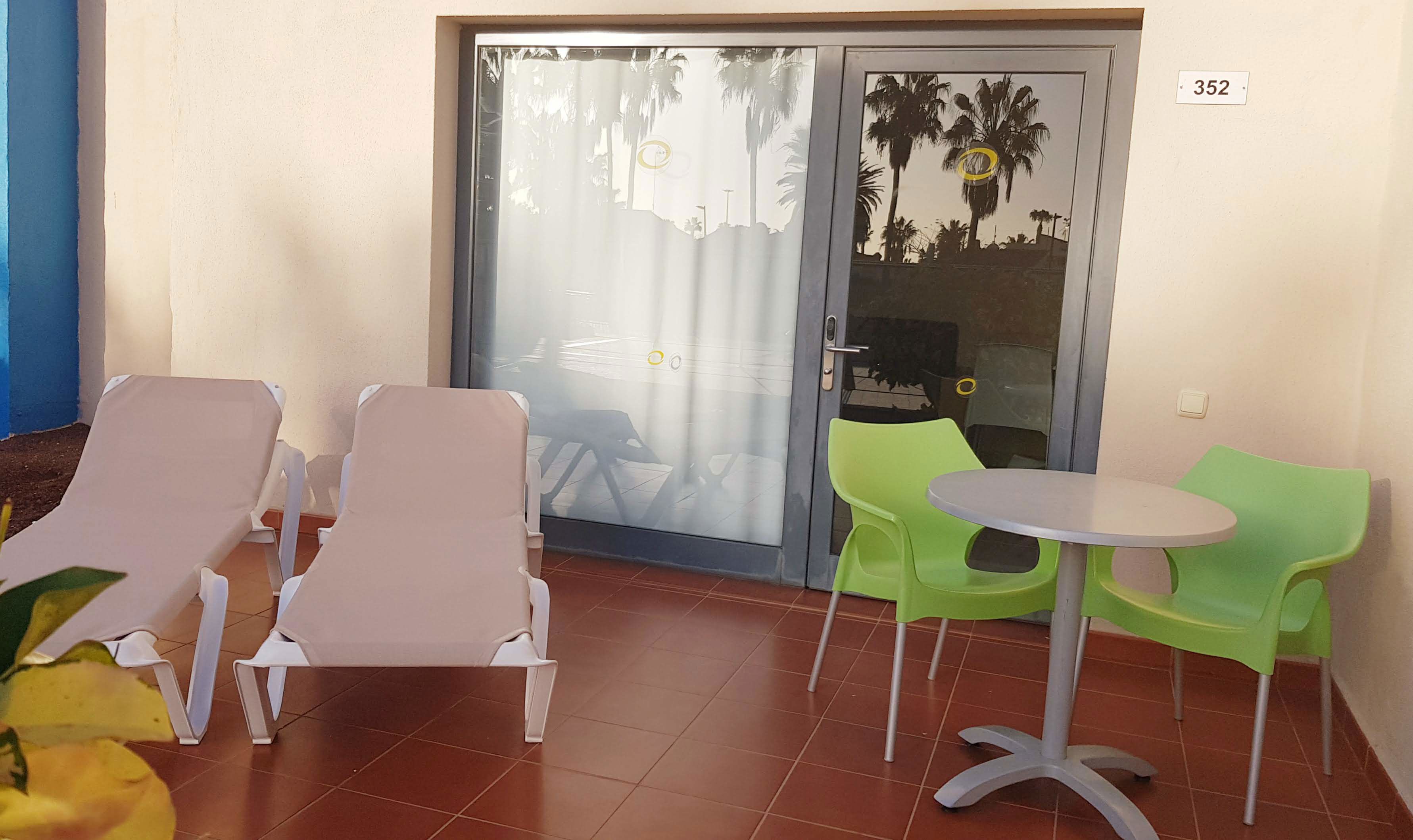 Cay Beach Caleta