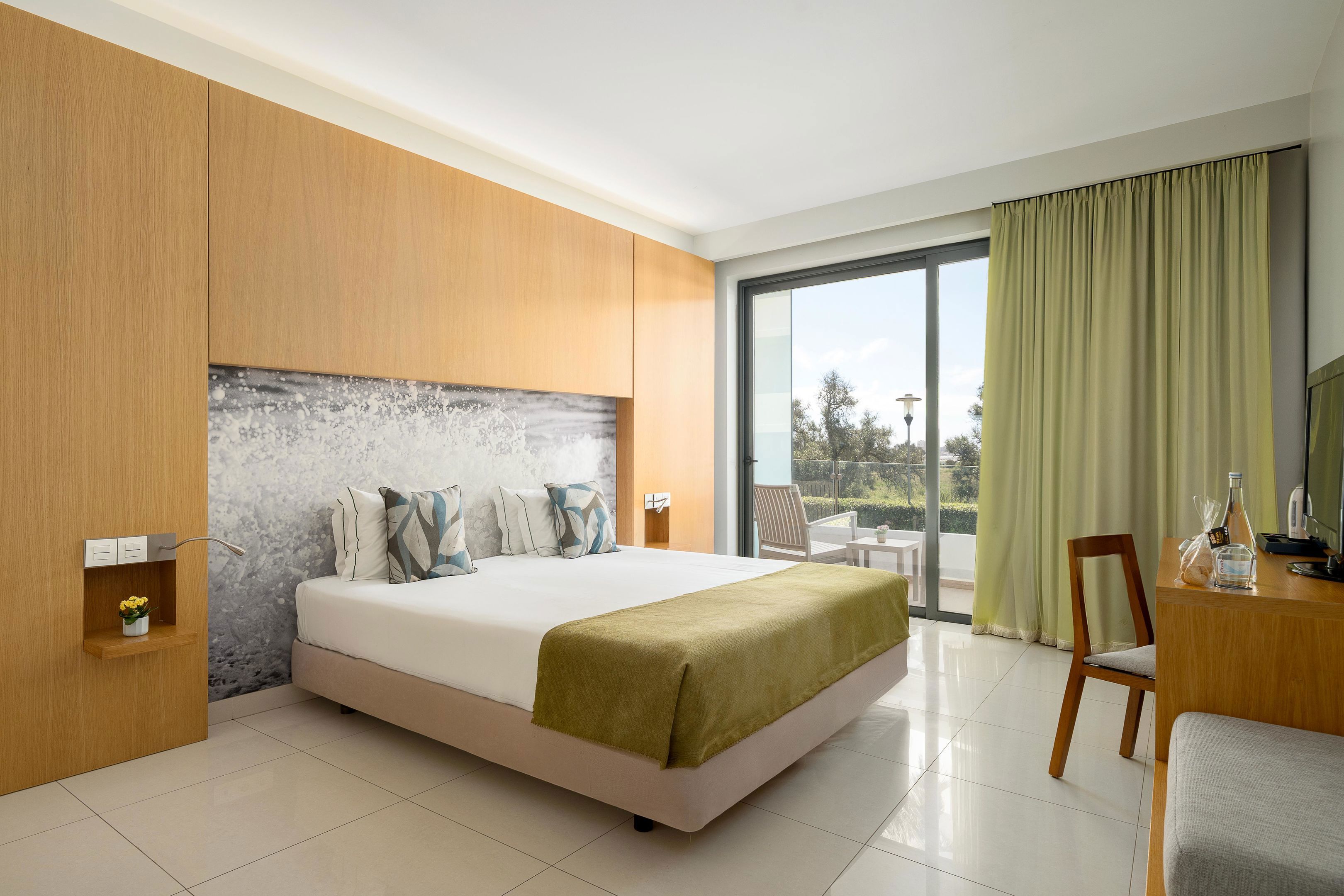 Agua Hotel Riverside