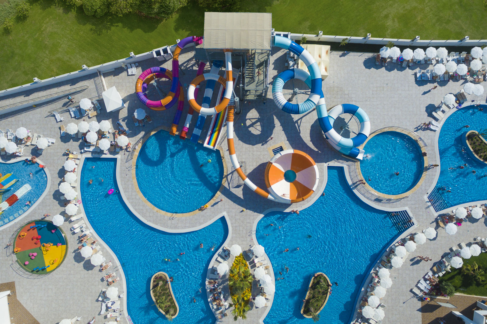 Calido Maris slide 3