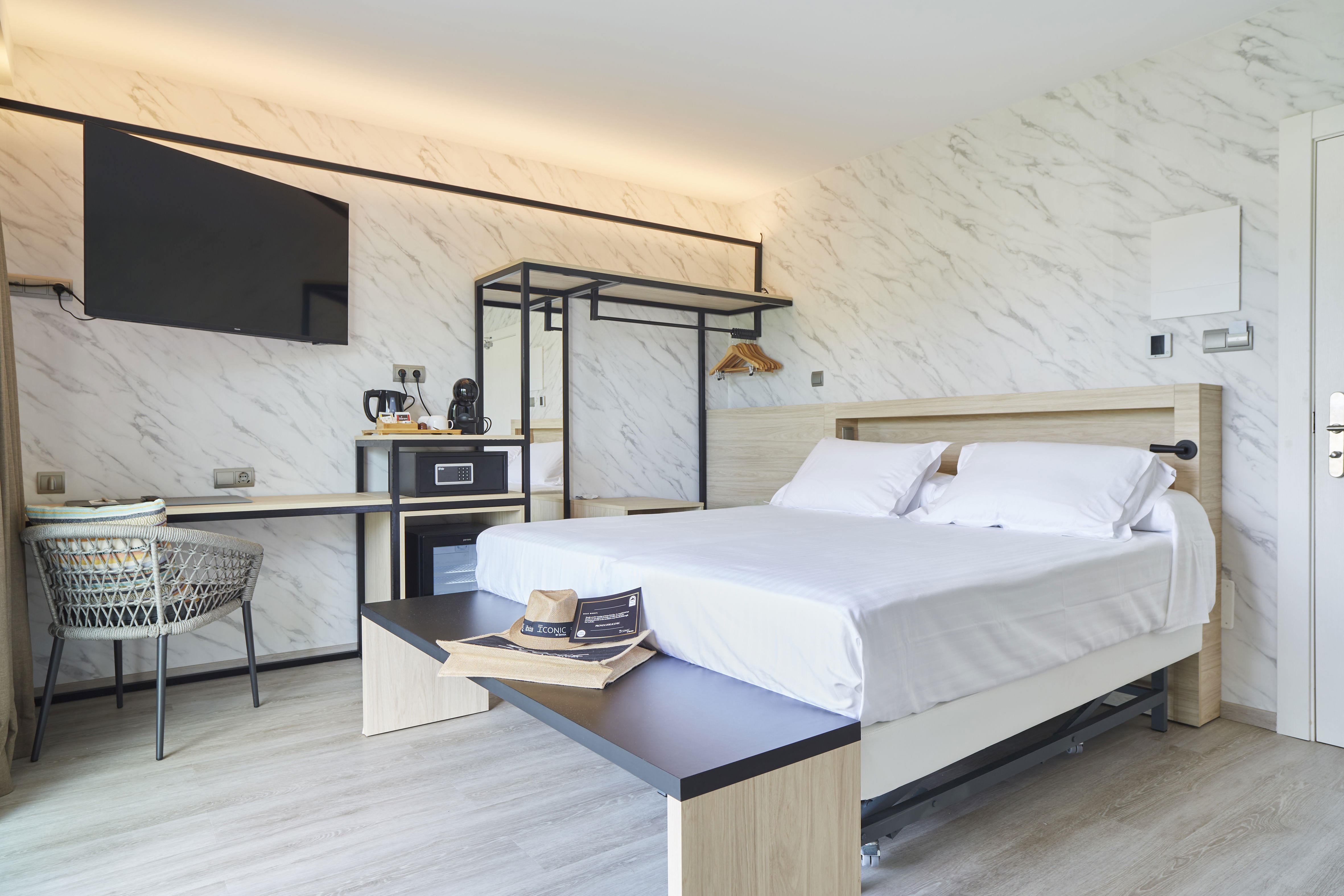 Invisa es Pla Hotel