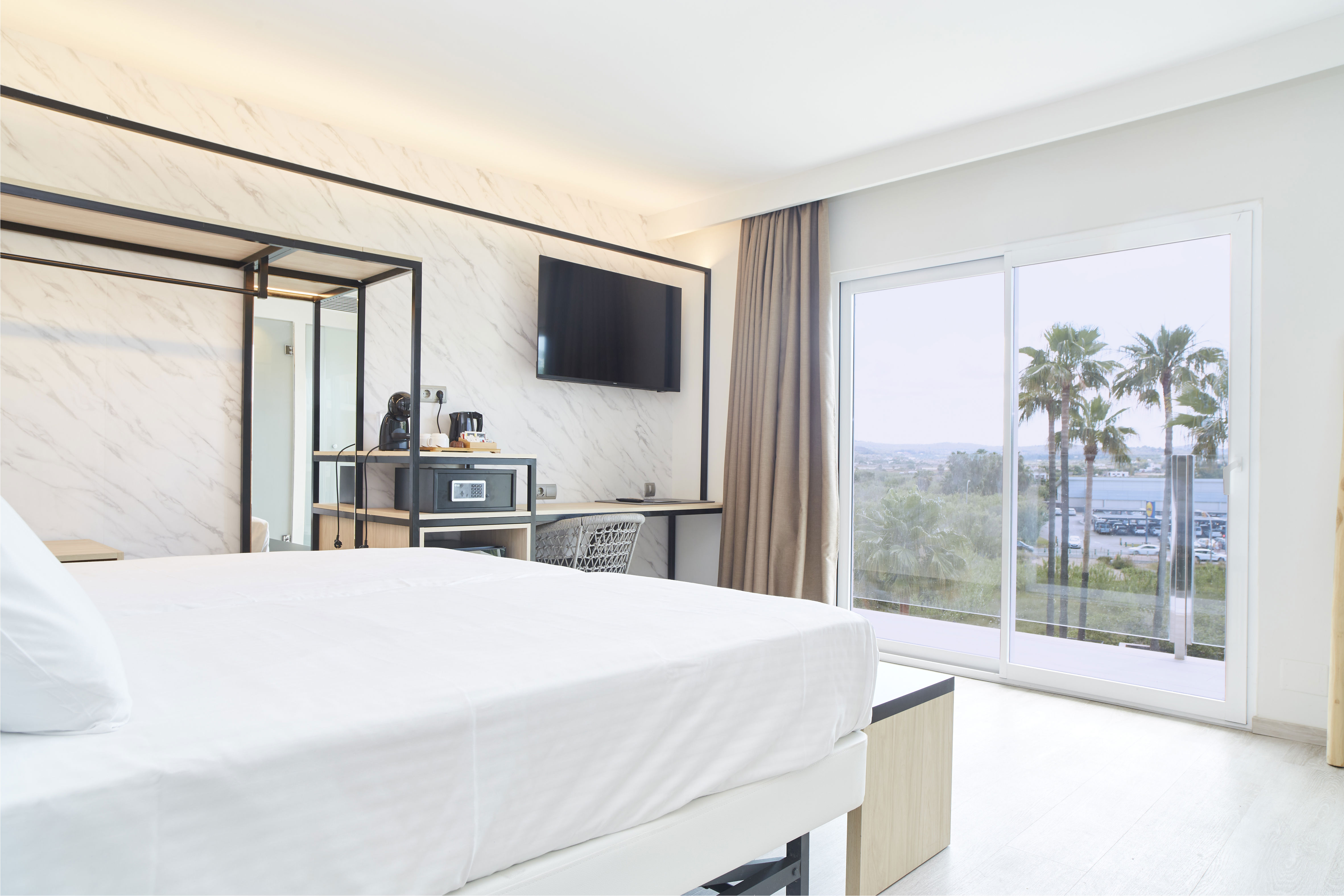 Invisa es Pla Hotel