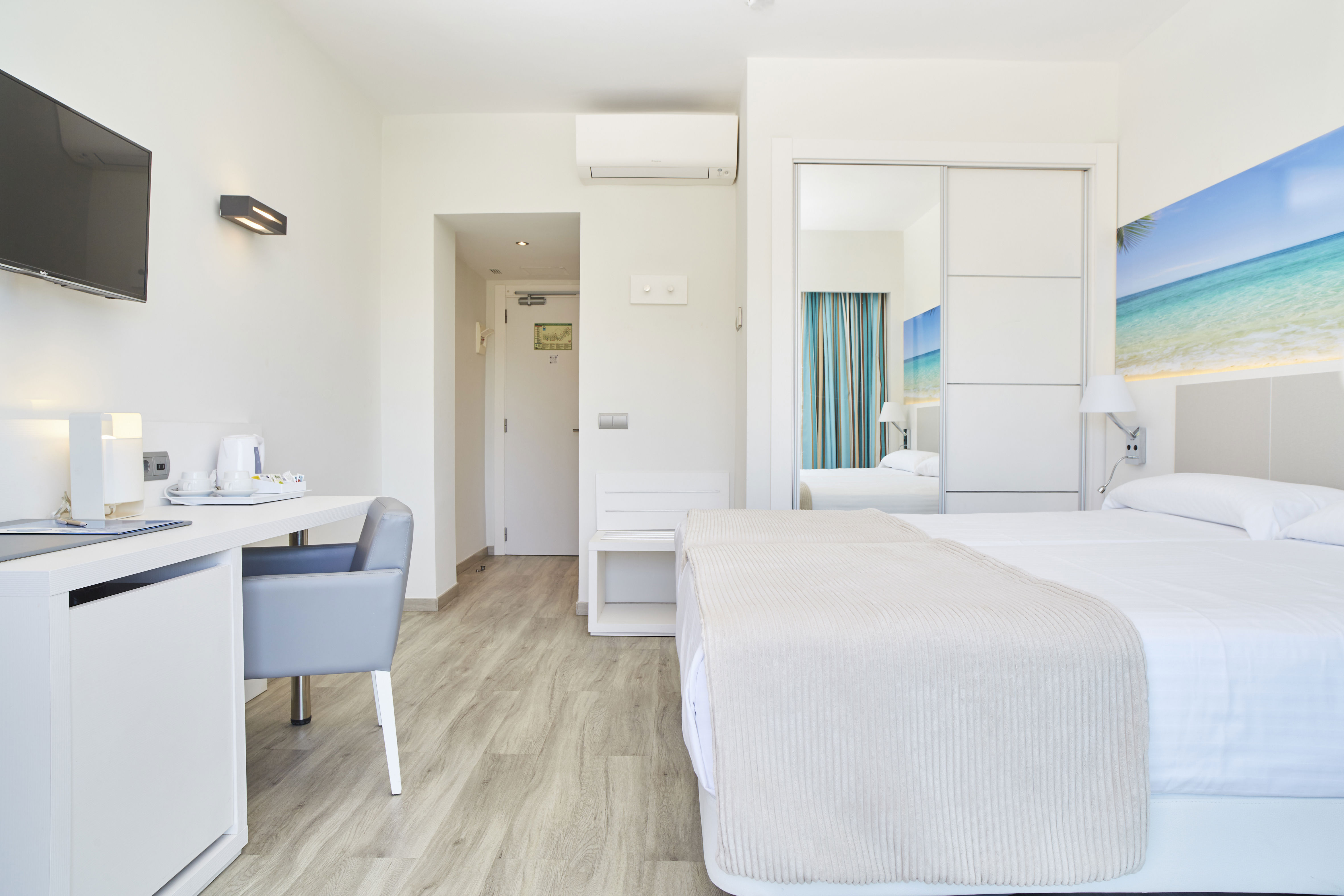 Invisa es Pla Hotel
