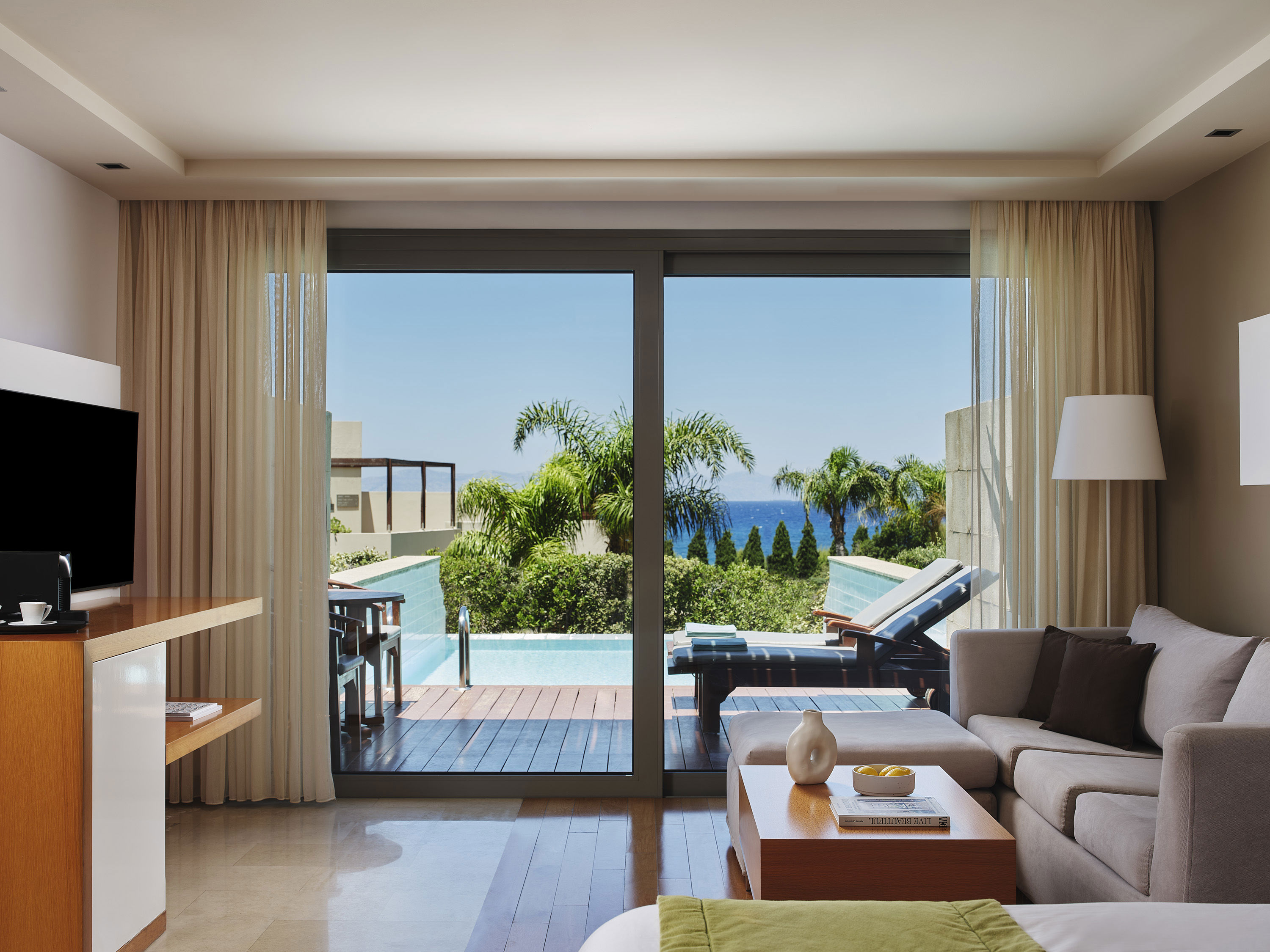 Rhodes Bay - billede 3