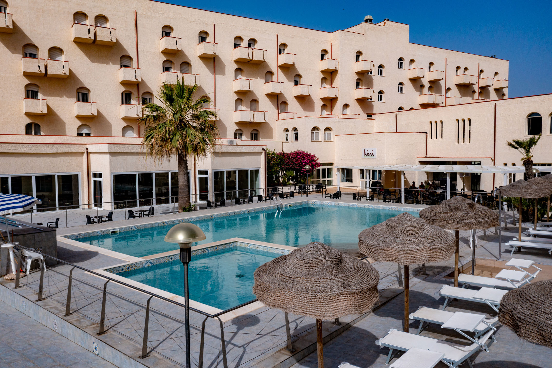 Eloro Hotel