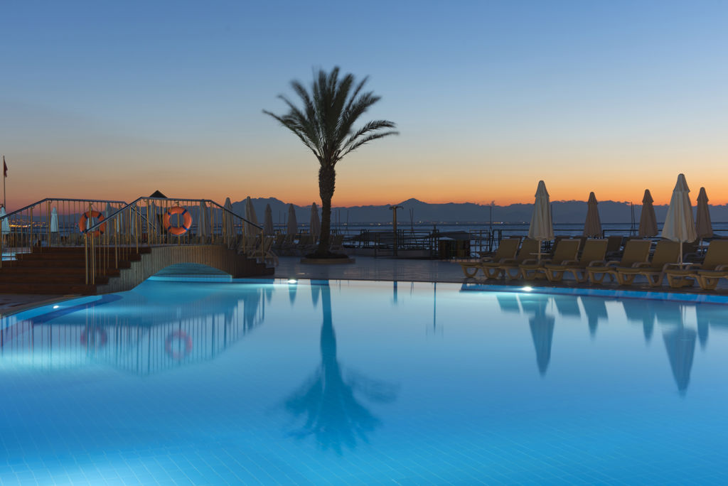 Blue Cruise & Corendon Playa Kemer (ex Grand Park Kemer)