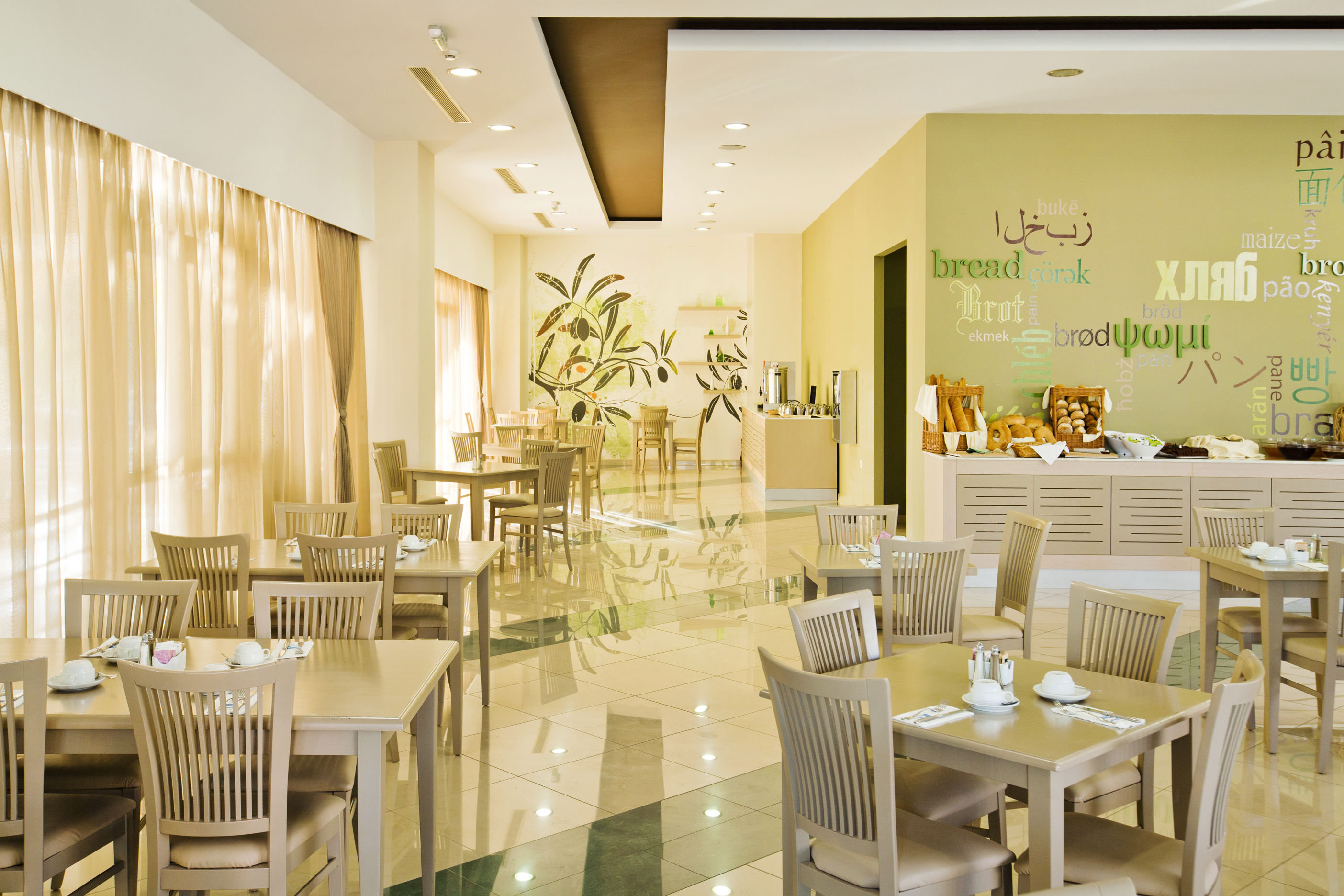 Kipriotis Maris Suites