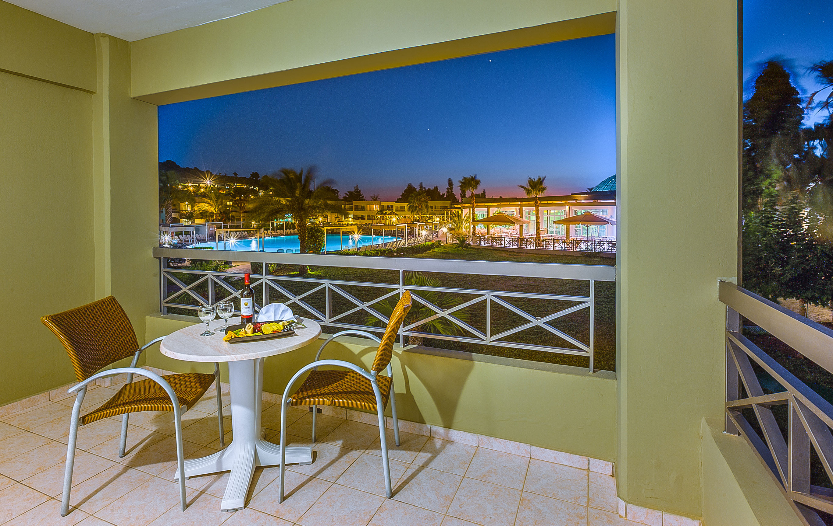 Kipriotis Maris Suites