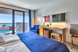 The Views Monumental Hotel